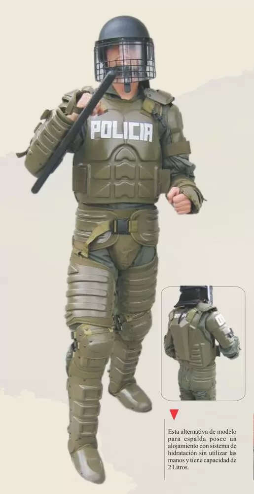 Traje antimotín